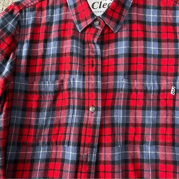 EUC Women's Vans Flannel size Medium in Red Multi-Color - Picture 5 of 7
